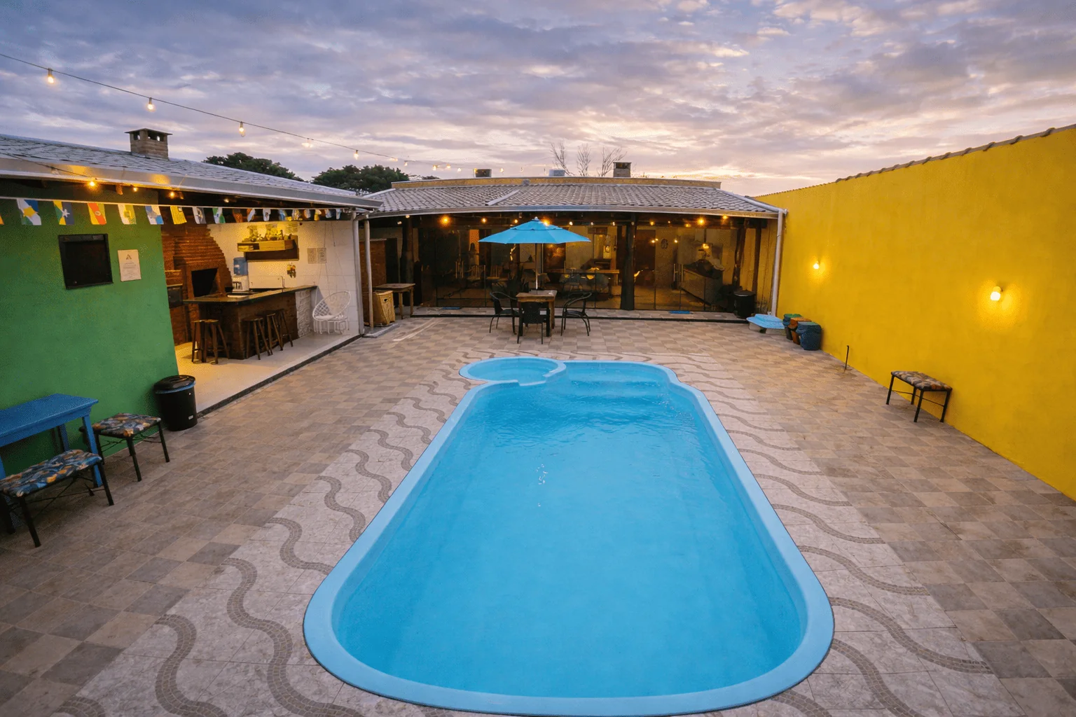 Piscina da Villa Kanindé